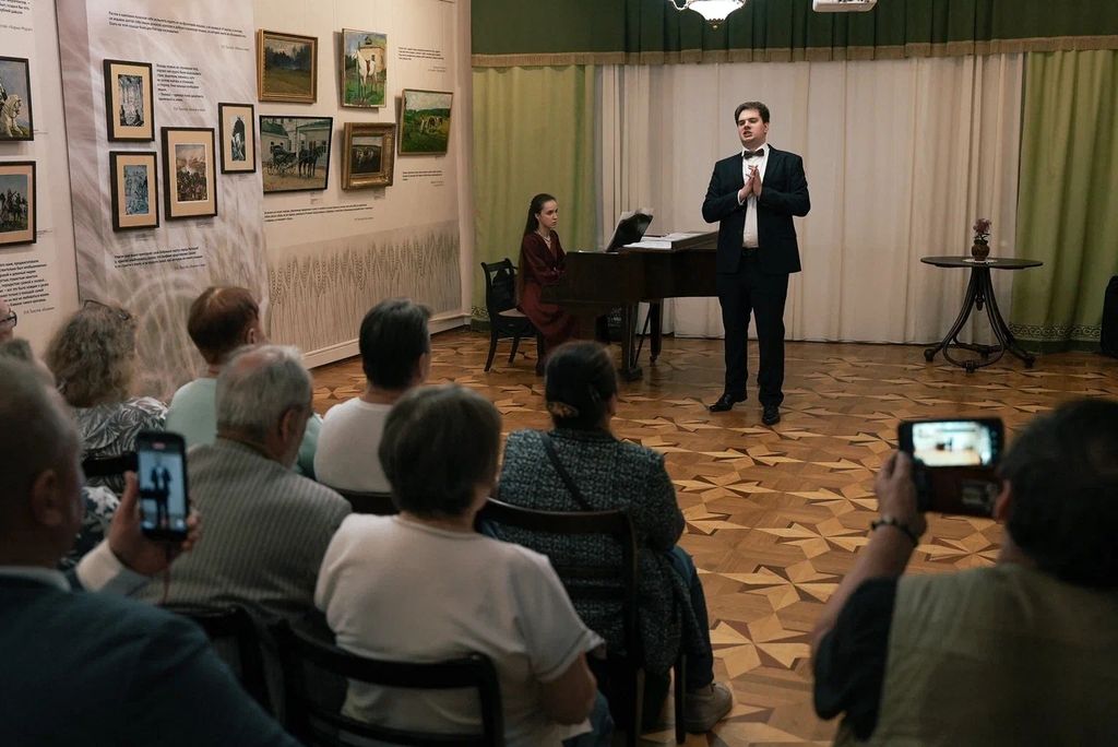 Вспоминая концерт "Песни о любви", который прошел 09 июля, перелистаем фотографи — фото VK