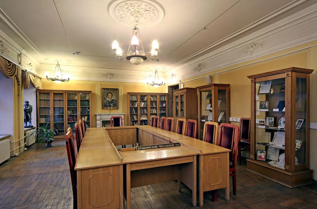 Библиотека-читальня имени А.С. Пушкина была открыта в 1900 году 2 (15) мая. На о — фото VK